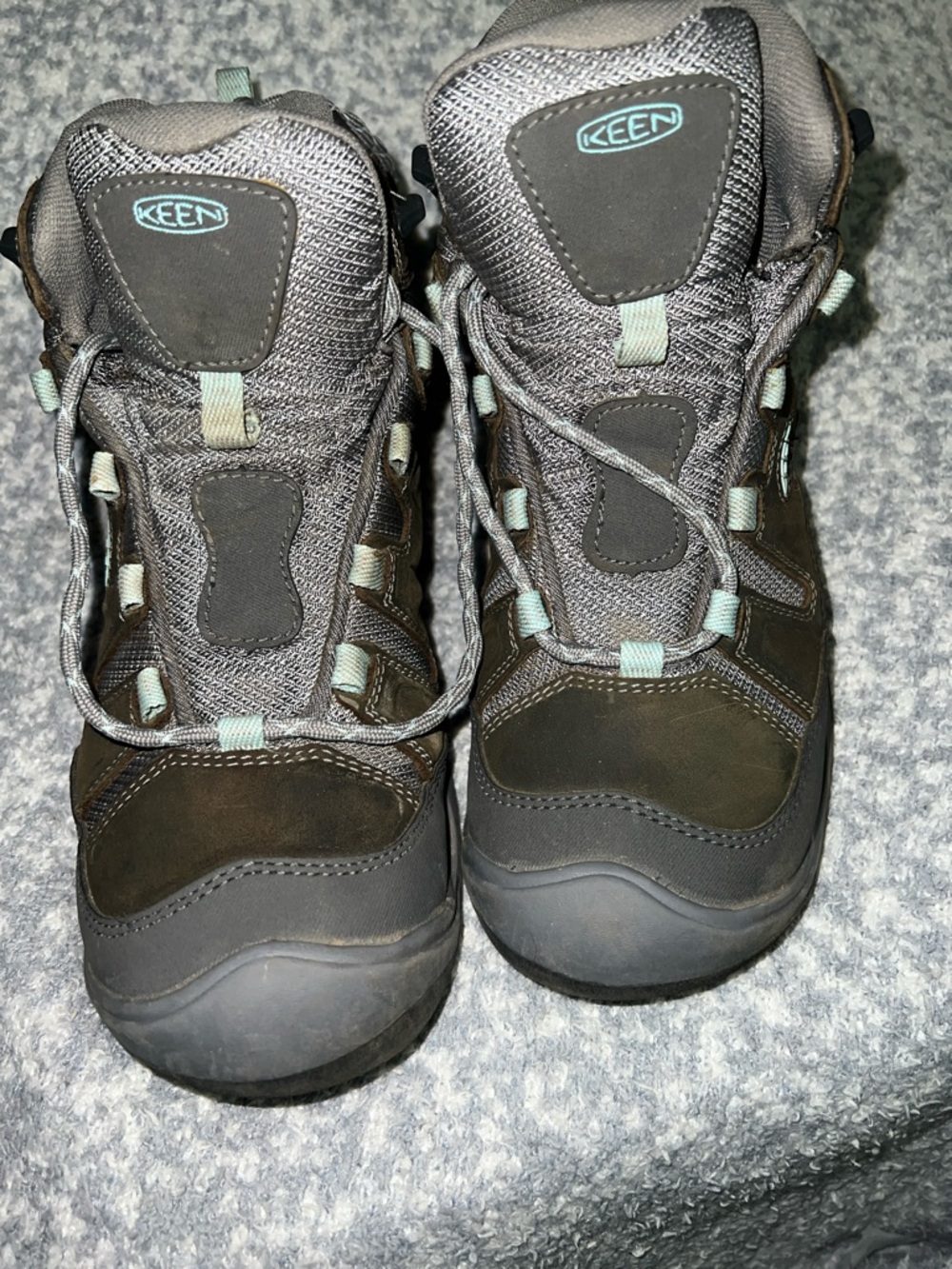 Keen Women's Circadia Mid Waterproof Hiking Boots size 7.5 - Picture 3 of 9